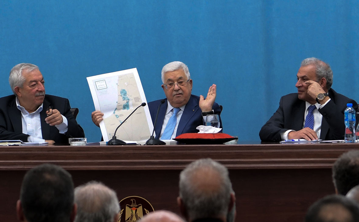 Аббас назвал условия переговоров с Израилем
