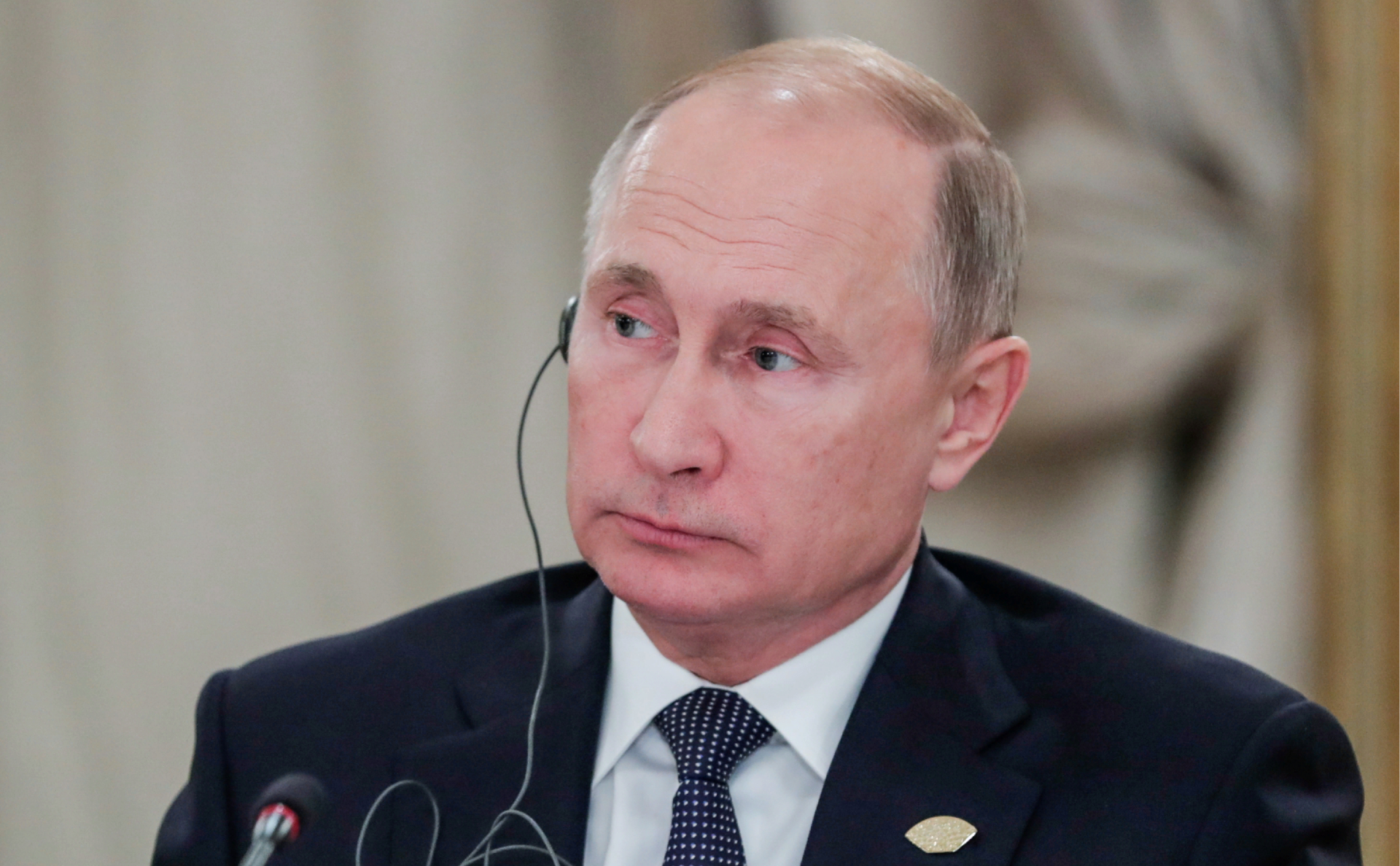 Путин назвал ответ Москвы на введенные Киевом ограничения для россиян
