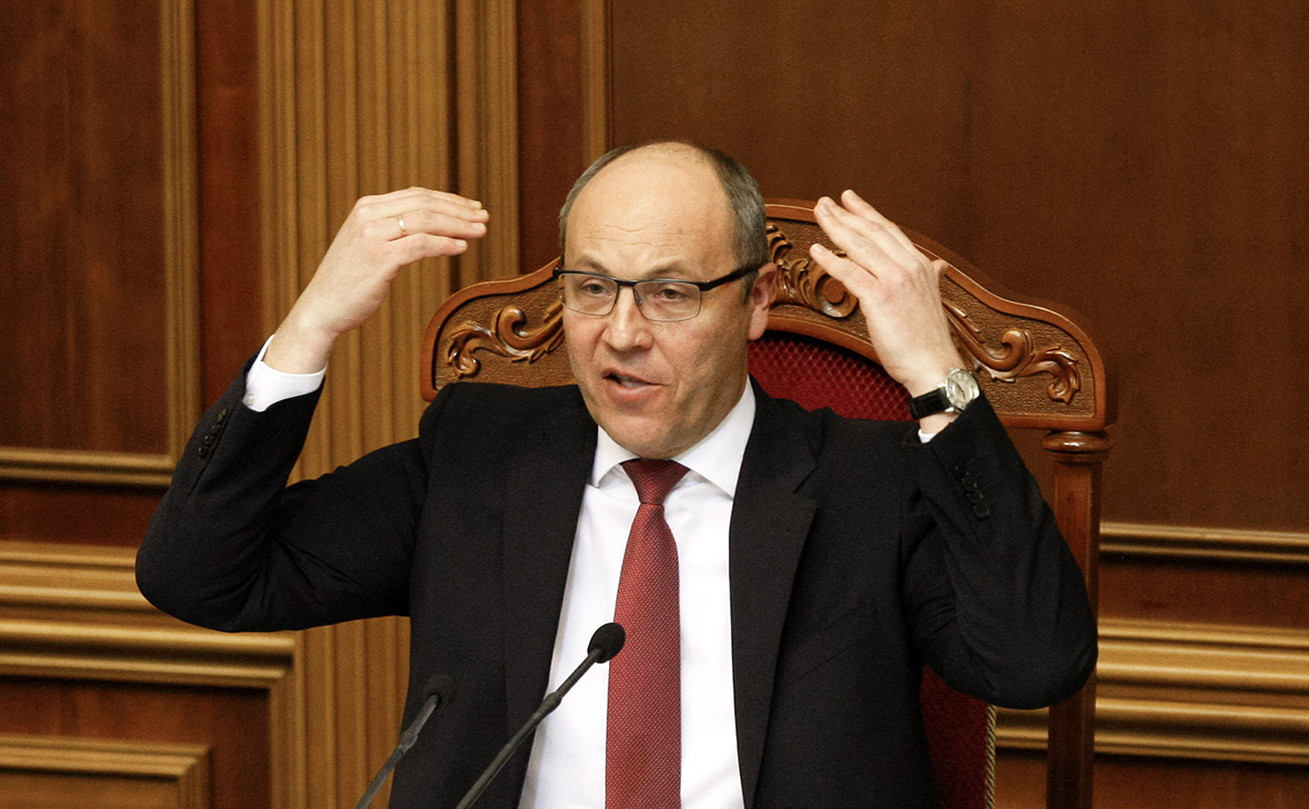 Глава Рады заявил о конституционном кризисе из-за решения Зеленского