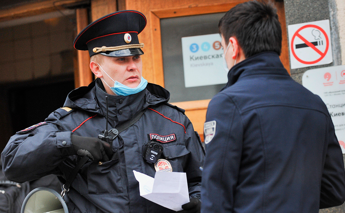 Власти Москвы решили штрафовать из-за самоизоляции по местному закону