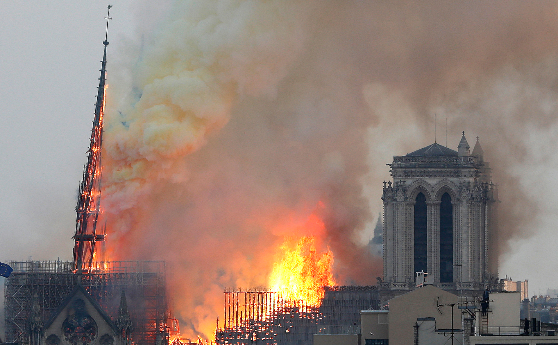 Реликвии собора Парижской Богоматери при пожаре не пострадали