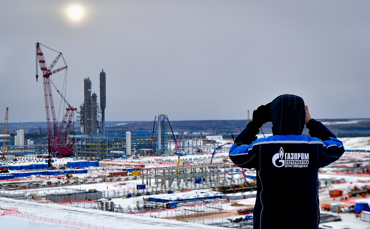 «Газпром» привлек €11,4 млрд на Амурский ГПЗ