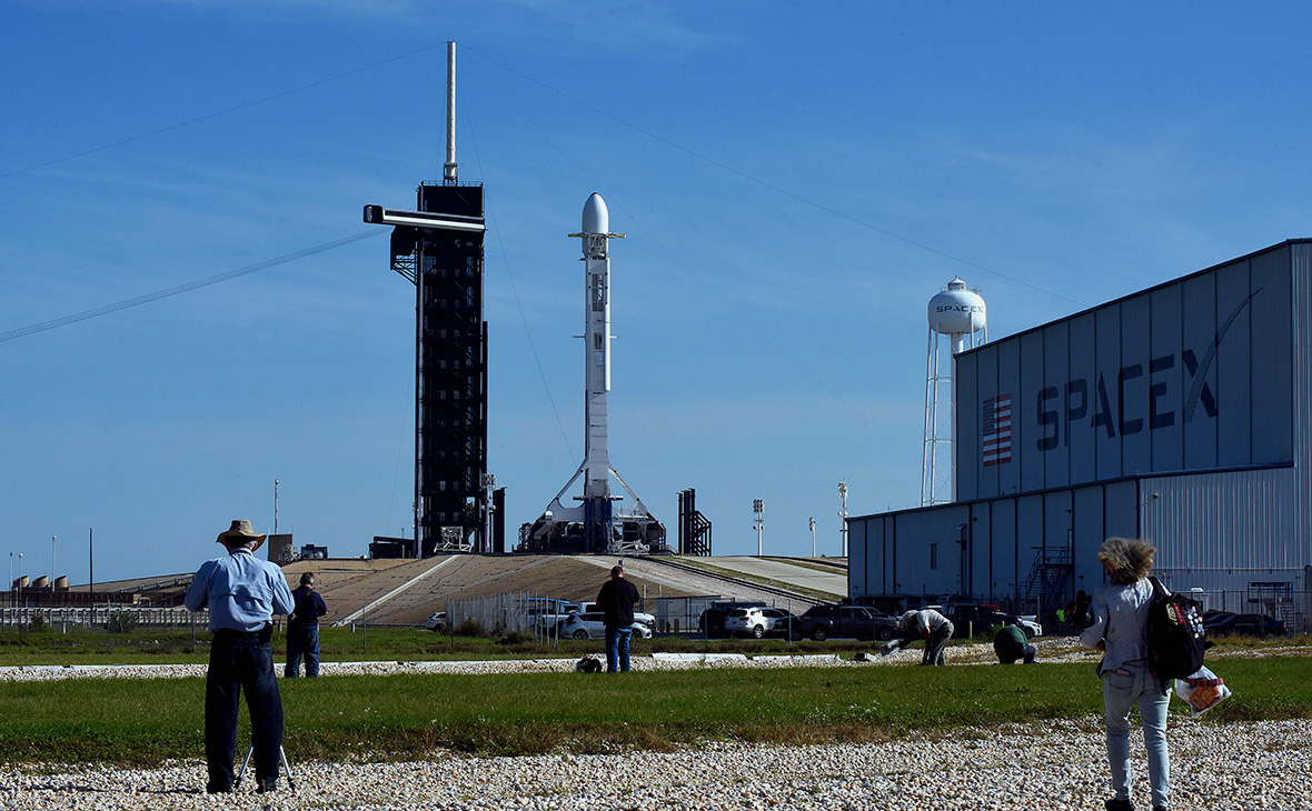 SpaceX перенесла запуск интернет-спутников Starlink