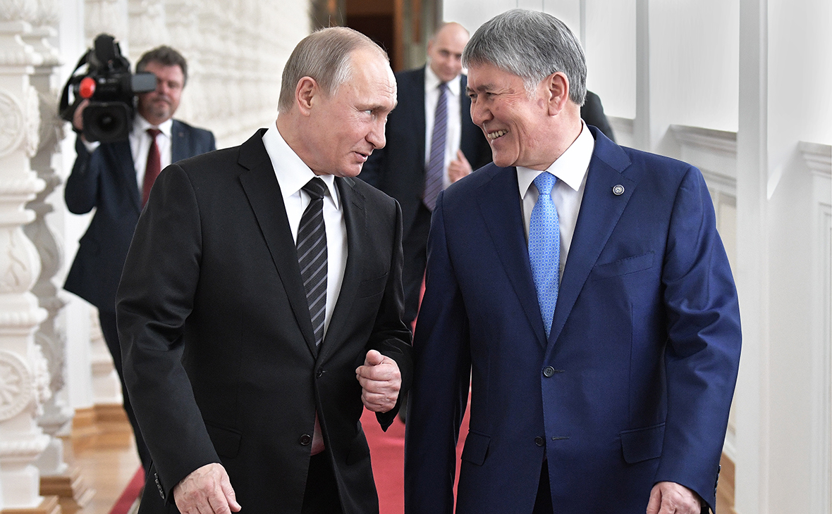 Владимир Путин и президент Киргизии Алмазбек Атамбаев