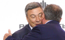 Газпромбанк, который возглавляет Андрей Акимов (на фото слева), частично профинансирует сделку по покупке 19,5% «Роснефти»


