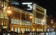 Вид на торгово-развлекательный комплекс «Невский центр»
