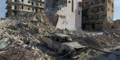 19 сентября сирийская армия объявила о выходе из режима перемирия. В Алеппо вновь начались ожесточенные бои. Ситуацию в городе назвали «крупнейшей гуманитарной катастрофой со времен Второй мировой войны».

 

