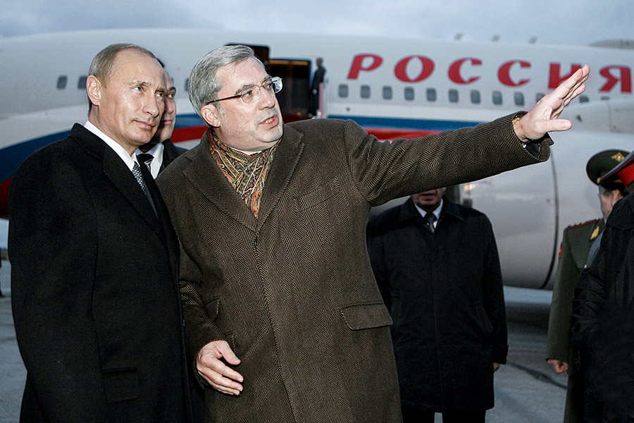 Владимир Путин и Виктор Толоконский (слева направо)