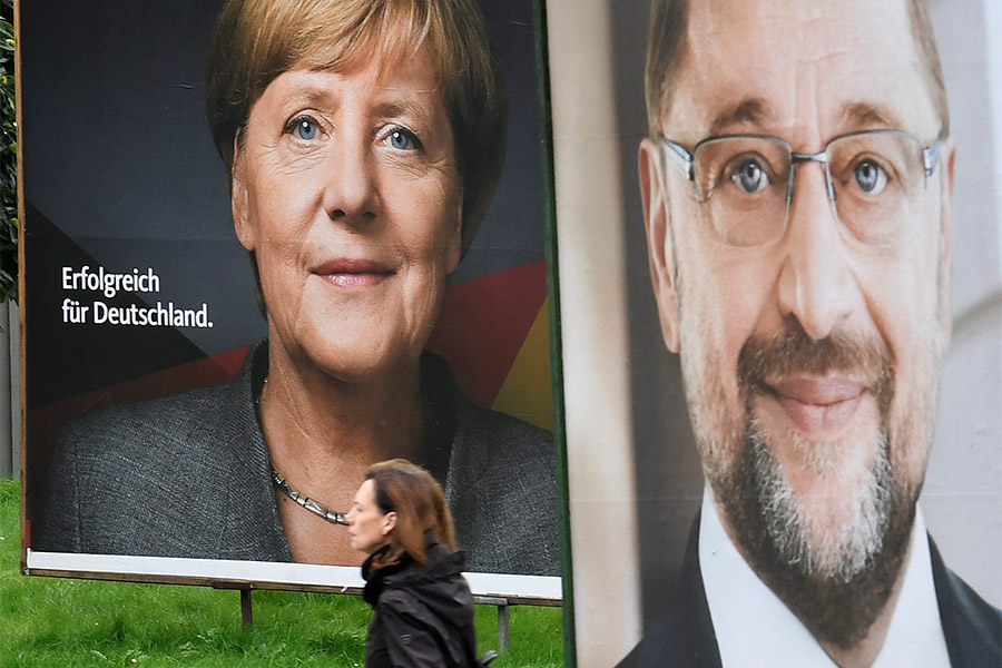 Предвыборные плакаты с Ангелой Меркель и Мартином Шульцем