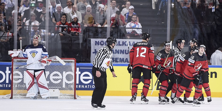 Канада ухитрилась проиграть Швейцарии на ЧМ по хоккею