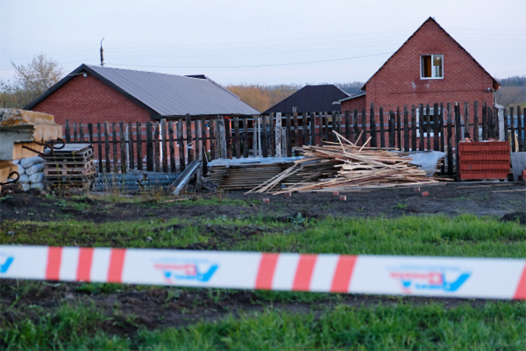 Дом в поселке Ивашевка Сызранского района Самарской области, где произошло убийство Андрея Гошта и членов его семьи


