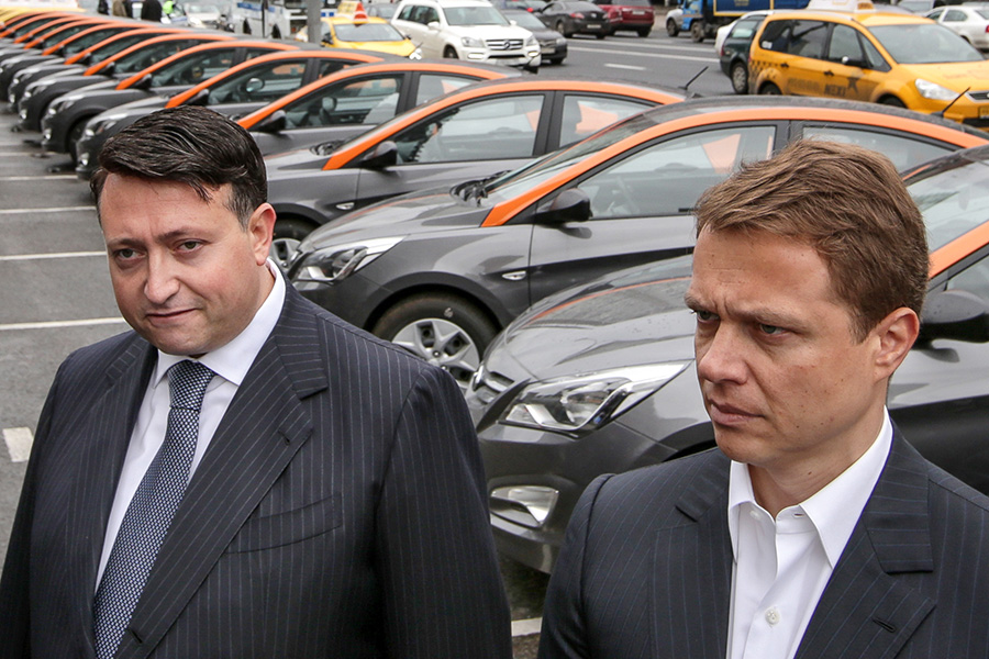 Владелец компании «Делимобиль» Трани Винченцо и Максим Ликсутов (слева направо)
