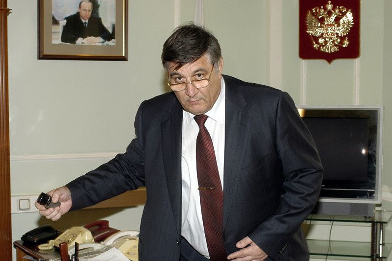 Николай Негодов, партнер Михальченко по «Форуму», раньше работал в ФСБ и возглавлял ФГУП «Росморпорт». 2003 год



