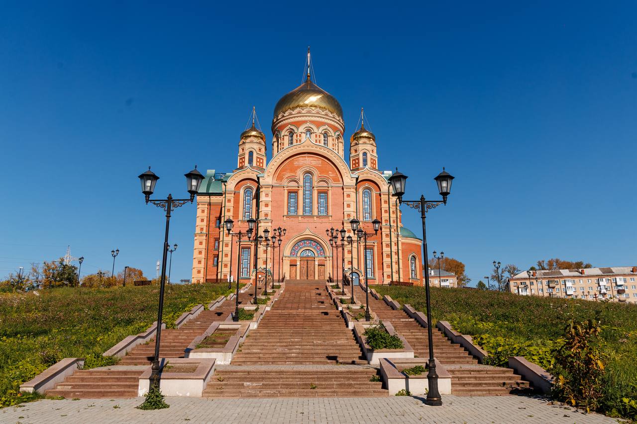 В Березниках открылся Никольский храм