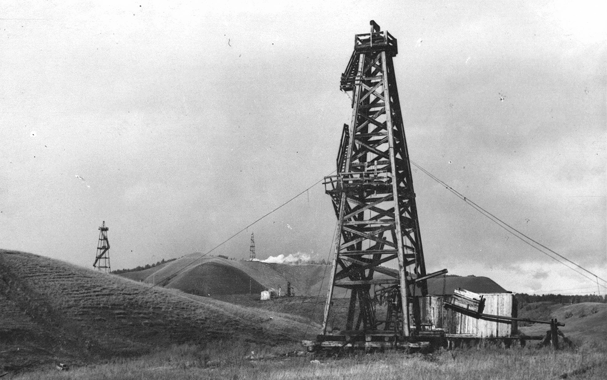 Насосная скважина №1, открывательница Туймазинской угленосной нефти (май 1937 г.)