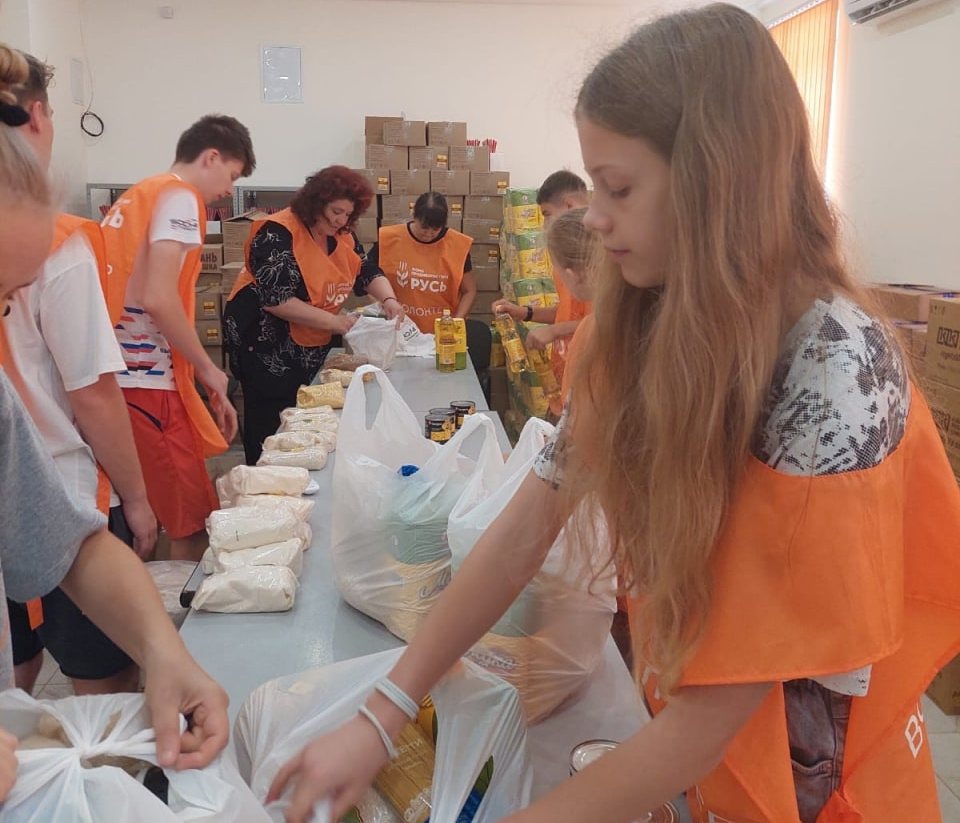 Многодетные семьи Краснодара получат продуктовые наборы от фонда «Русь»