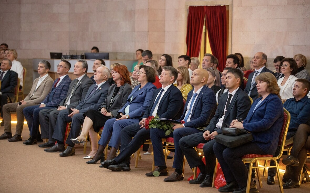 Сила — в единстве