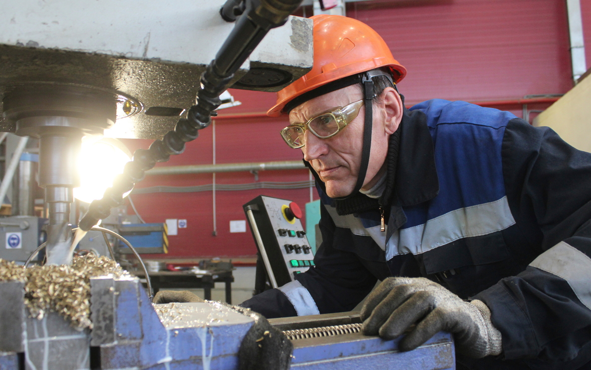 Для сотрудников «Башмеди» изготовили защитные очки с диоптриями