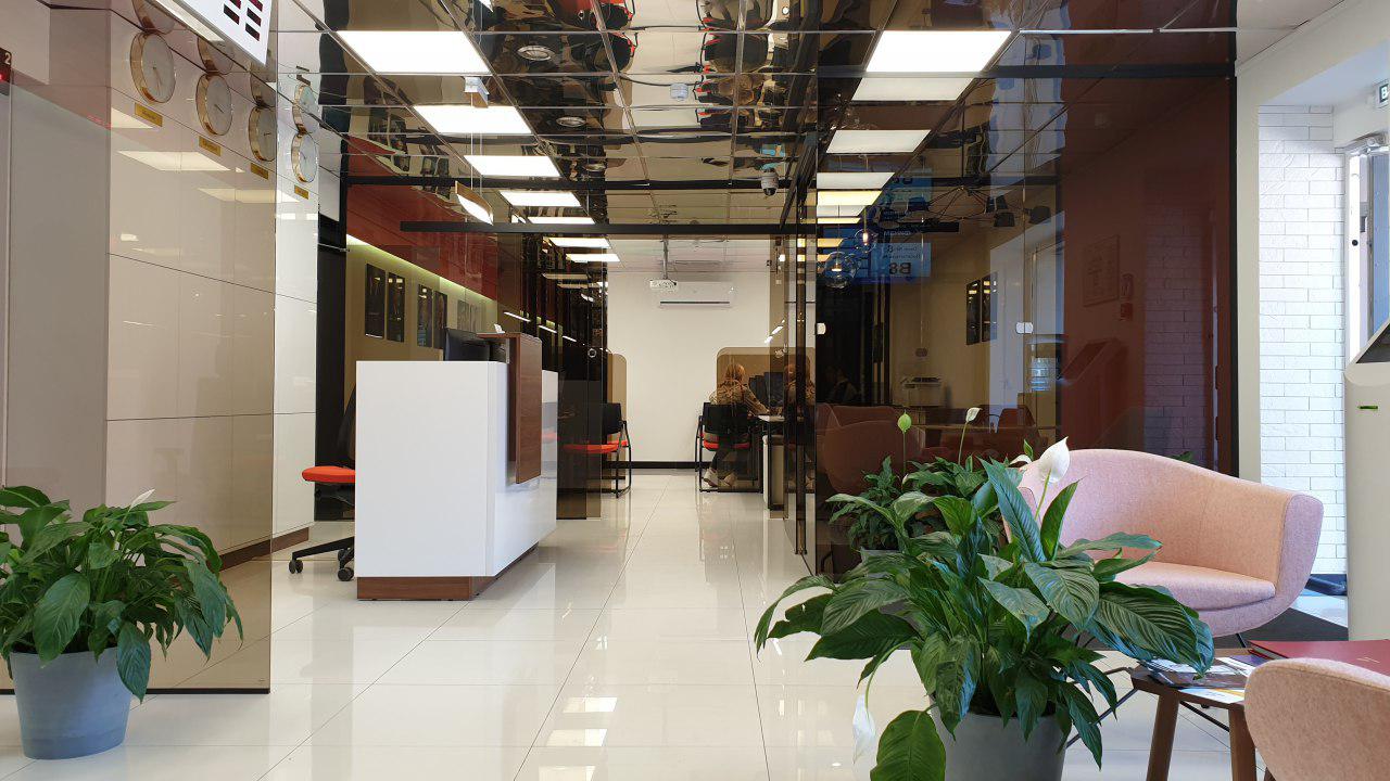 Банк ФИНАМ приглашает в новый офис в Калининграде