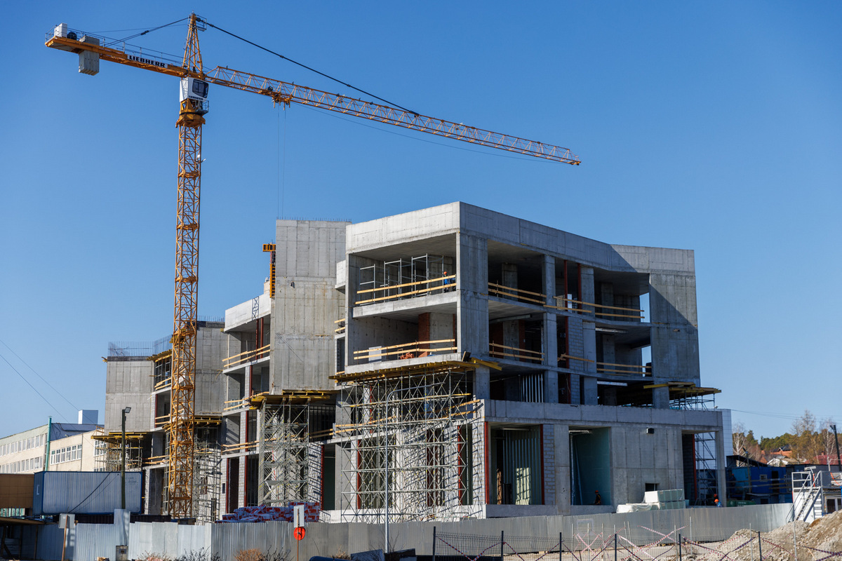 На стройплощадке комплекса высокоскоростных поездов пройдены новые рубежи