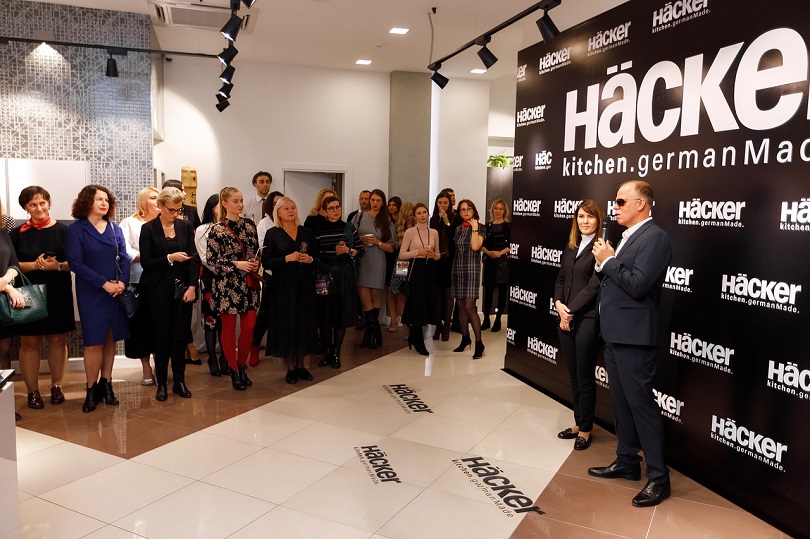 Первый монобрендовый салон кухонь Hacker открылся в Воронеже