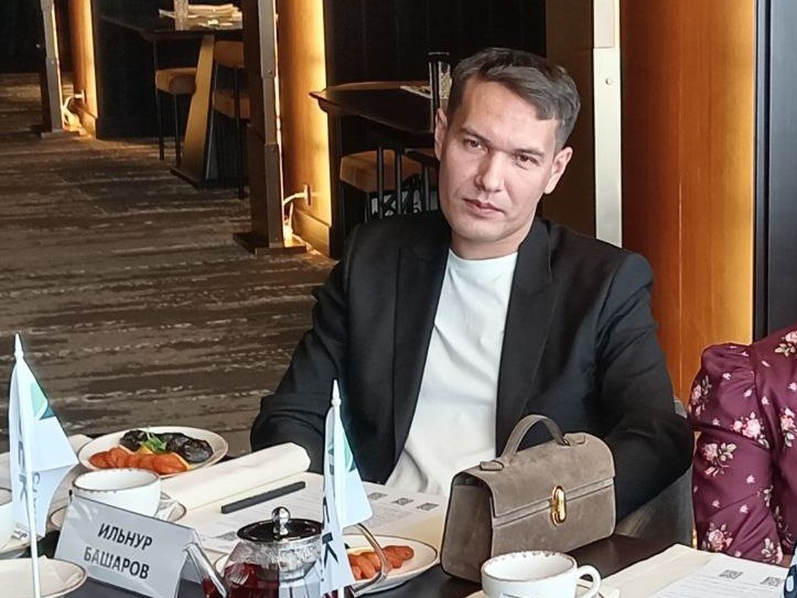 Ильнур Башаров, директор департамента ресторанов и баров Millennium Panorama Hotels. Фото РБК Татарстан