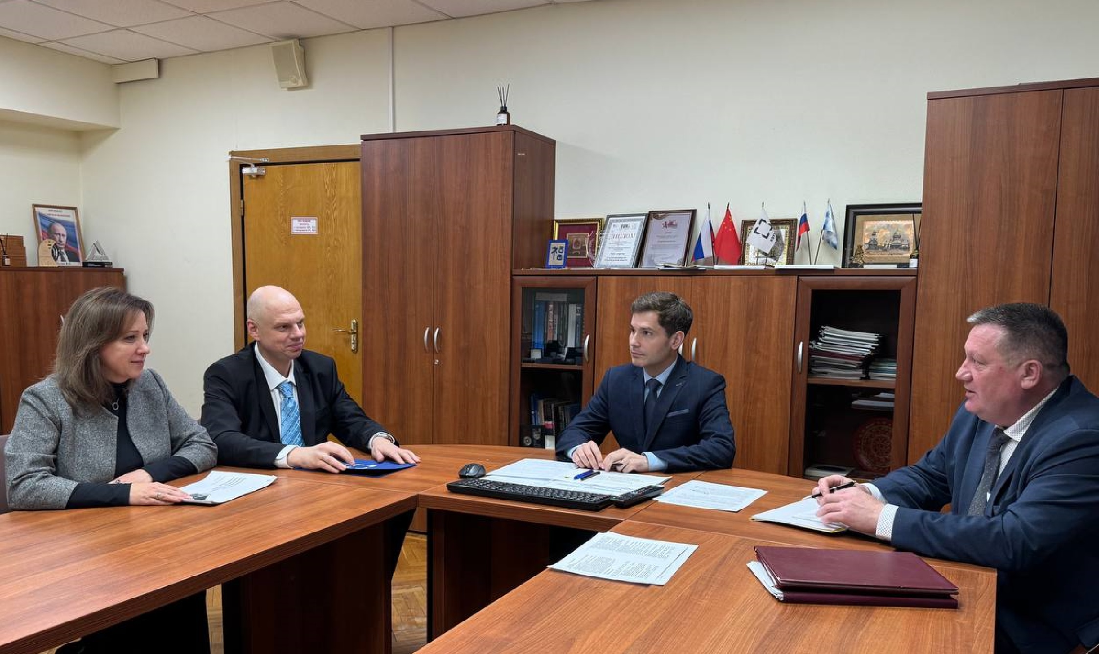 НОВИКОМ наращивает поддержку промышленности Владимирской области