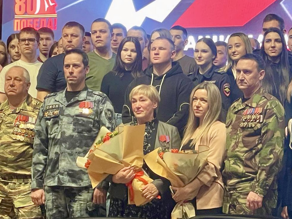 Сотрудник «Азота» провел урок мужества