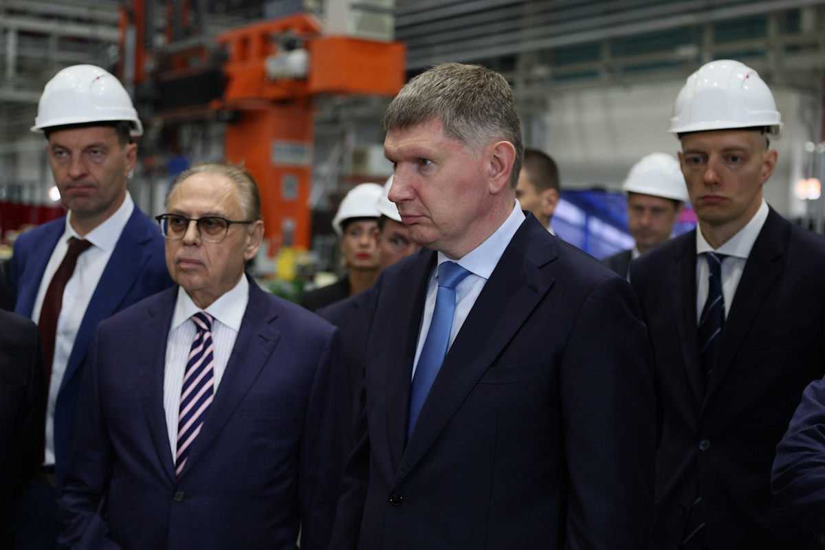 Глава Минэкономразвития оценил ход сборки первых поездов для ВСМ на Урале