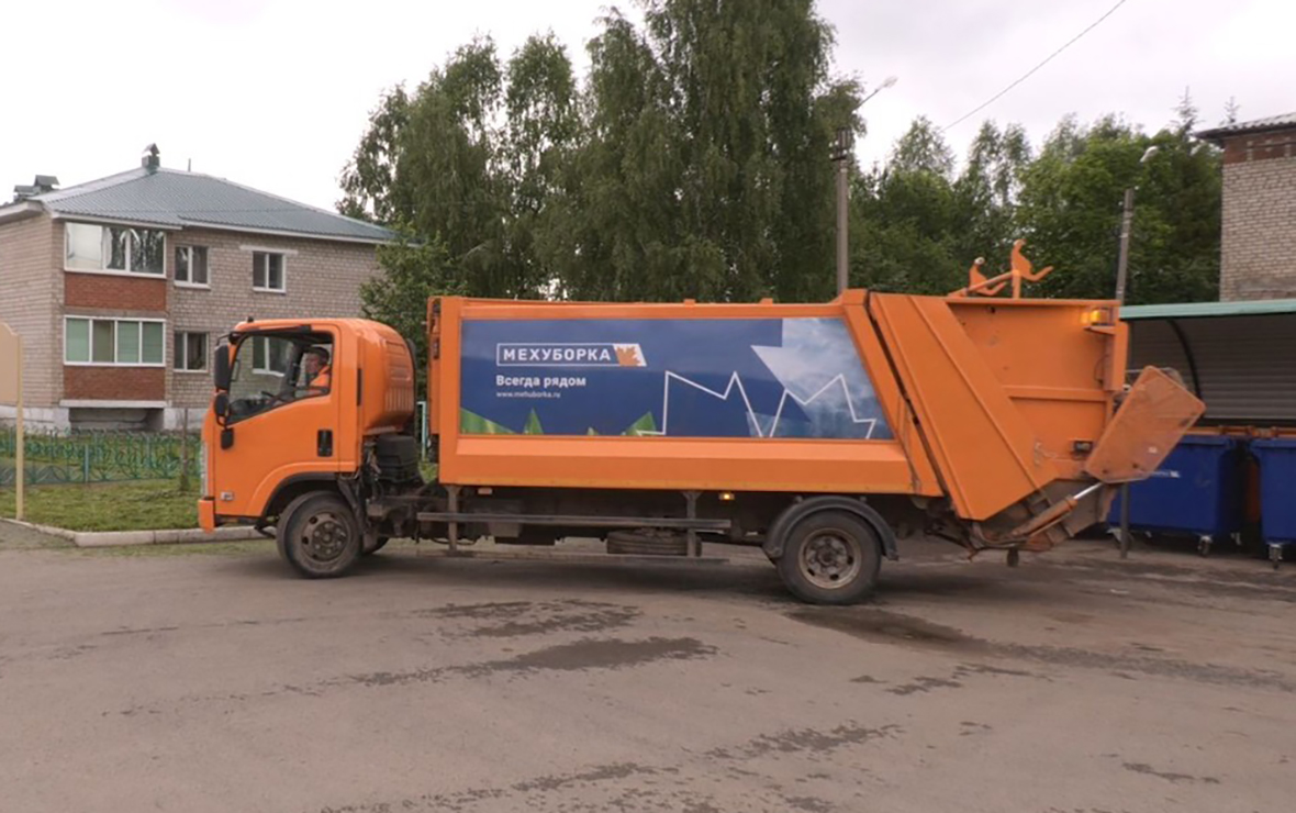 «Мехуборка» обновила парк мусоровозов и контейнеров в Башкирии