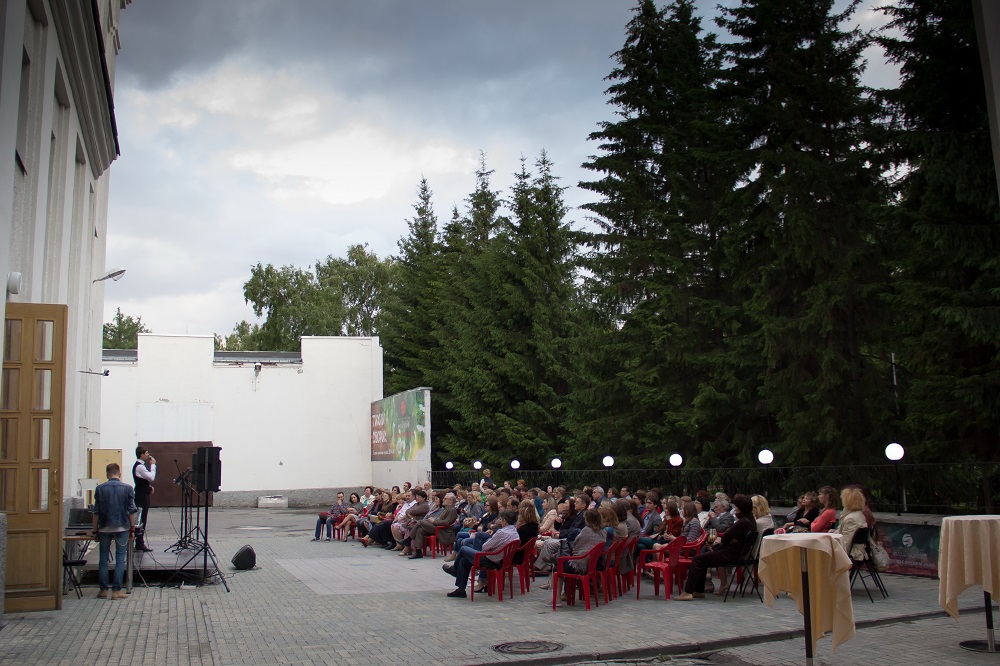 В «Тихом дворике» Новосибирской филармонии зазвучит музыка 