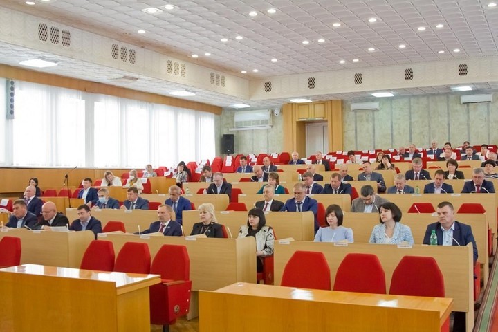 Глава Адыгеи и спикер Госсовета-Хасэ отметили значимость парламентаризма