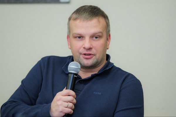 Дмитрий Гашичев, ТРЦ «Галерея»