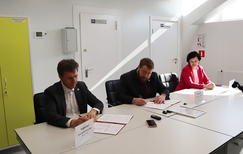 Больше чем аптека: НОФ возродила формат производственных аптек