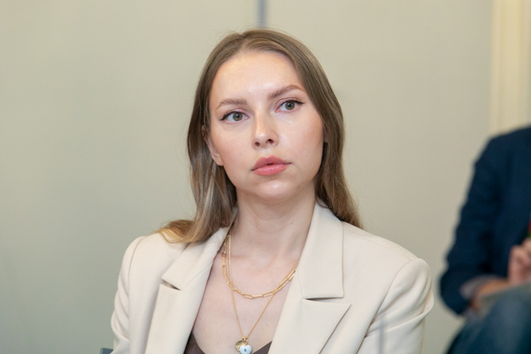 Юлия Емельянова, Melon Fashion Group
