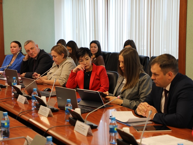 Фото: пресс-служба Законодательного собрания Приморского края