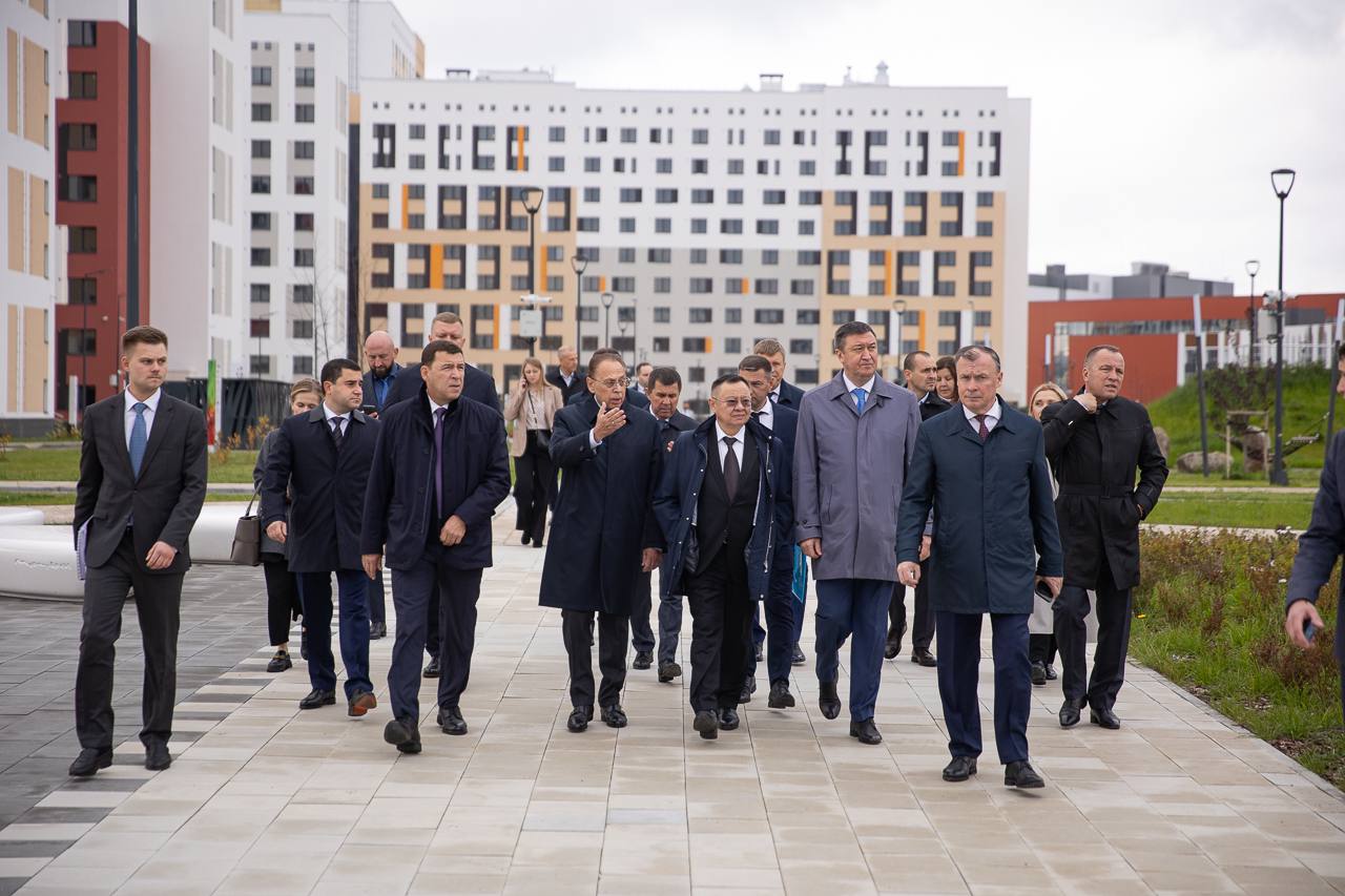 Министр строительства и ЖКХ России оценил потенциал кампуса УрФУ