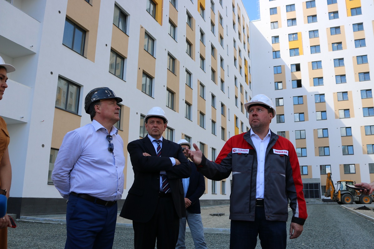 Представители иностранных государств осмотрели Деревню в Новокольцовском 