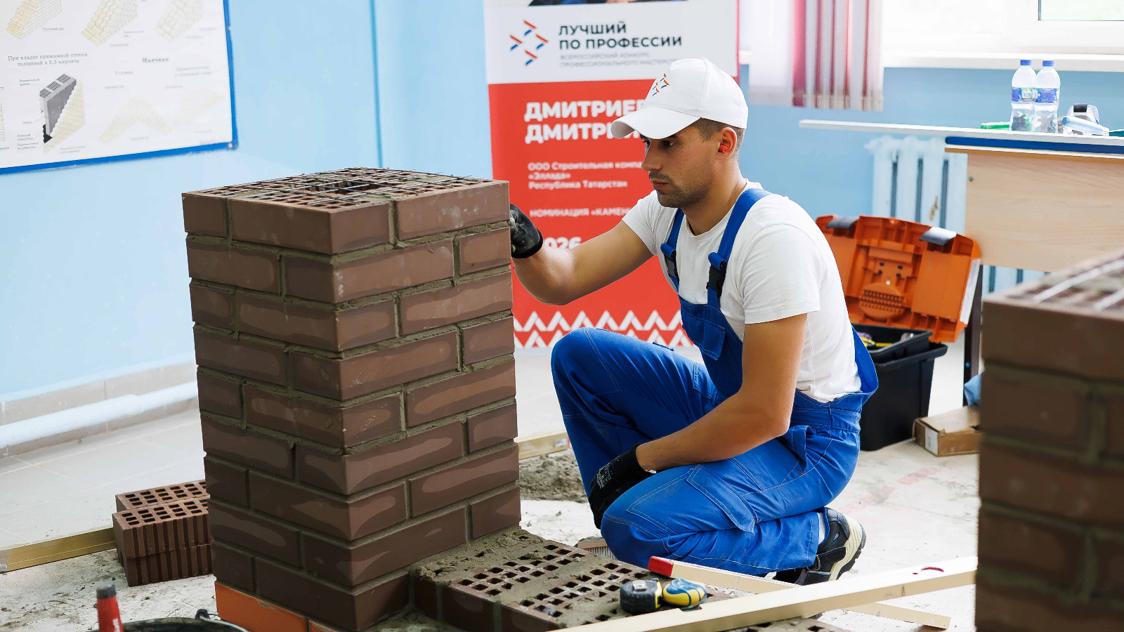 Каменщик из Татарстана – лучший в России