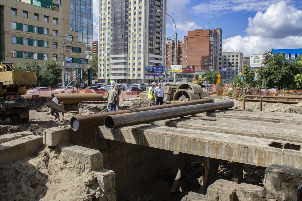 фото_5.jpg
Ремонтный участок на пересечении улиц Фрунзе и Семьи Шамшиных — один из самых масштабных в этом году. Фото: СГК