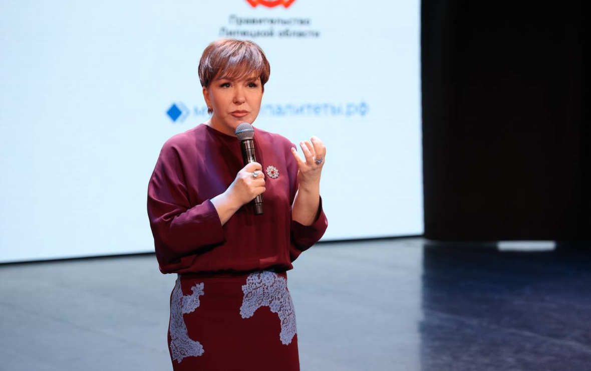 Ирина Гусева (Фото: пресс-служба правительства ЛО)