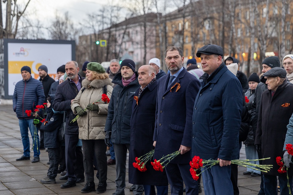 В презентации площади приняли участие руководители ЕВРАЗа, города, ветераны комбината 