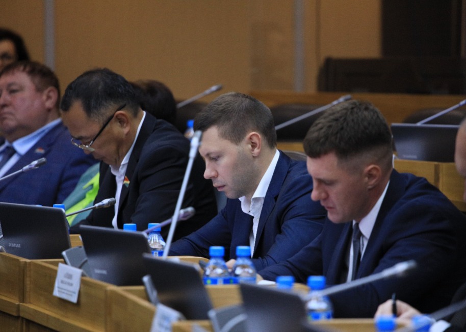 Фото: пресс-служба Законодательного собрания Приморского края