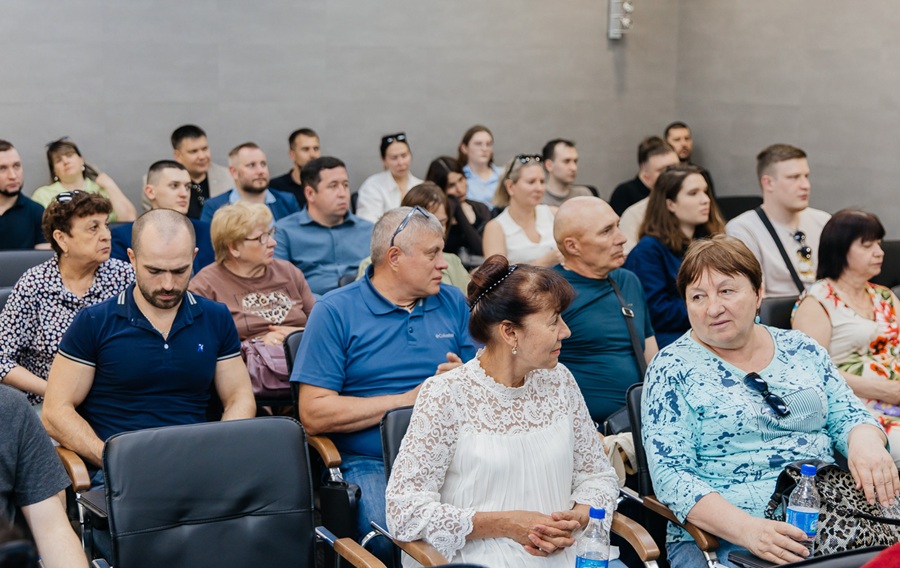 Партия «Новые люди» провела в Новосибирске ЖКХ-форум 