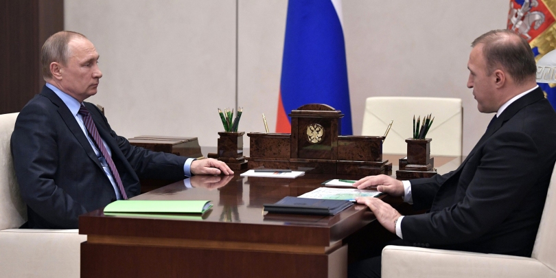 Президент РФ Владимир Путин провел рабочую встречу с Муратом Кумпиловым