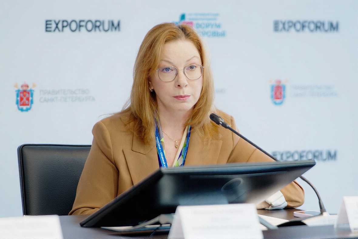Евгения Рубежова, Санкт-Петербургский клинический онкологический диспансер имени А.И.Сереброва 