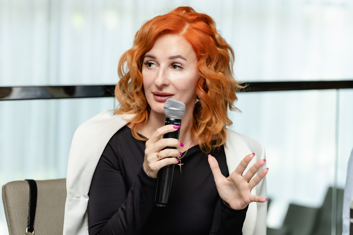 Диана Трусова, Банк «Санкт-Петербург»