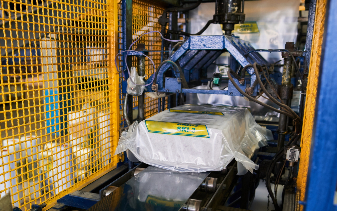 Синтетический каучук СНХЗ — среди 100 лучших товаров России