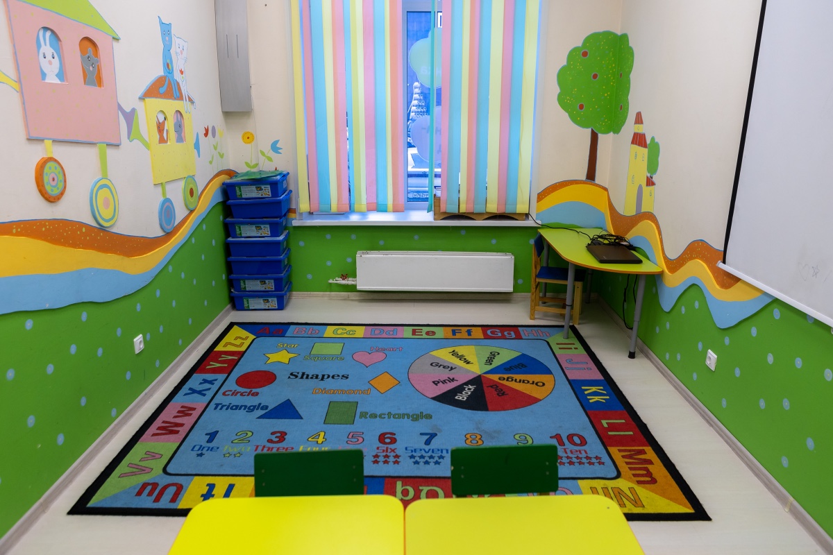 Как работает детский центр, в котором учились Дацюк и Брекоткин-младшие