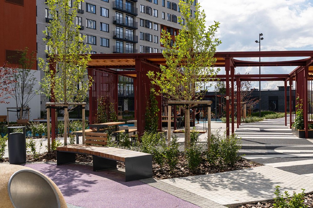 Ожидания и реальность: застройщик показал фото нового ЖК